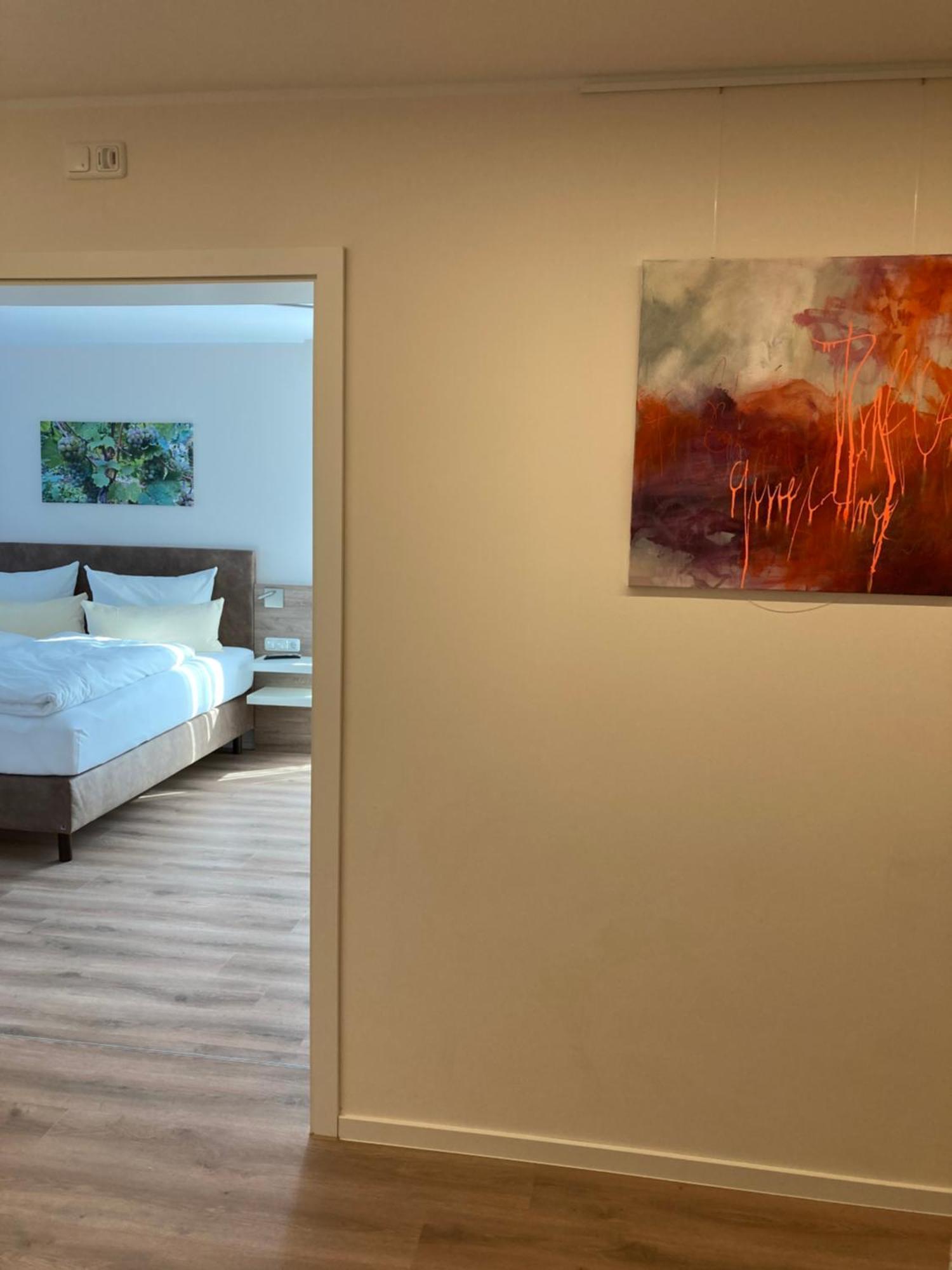 Gaestehaus Zum Weintraum Eimsheim Esterno foto